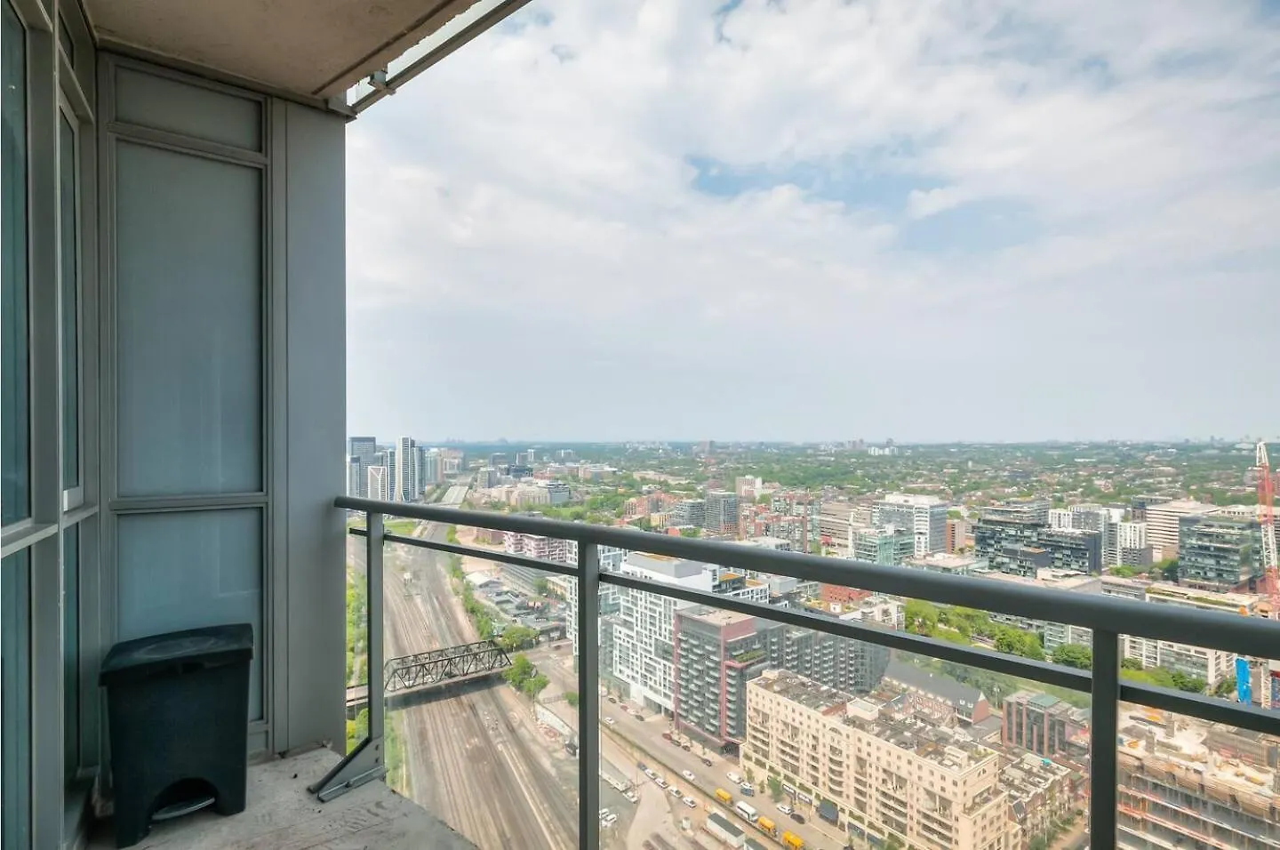 Gorgeous 1Bdr Across Rogers Center, Cnt Apartment Toronto