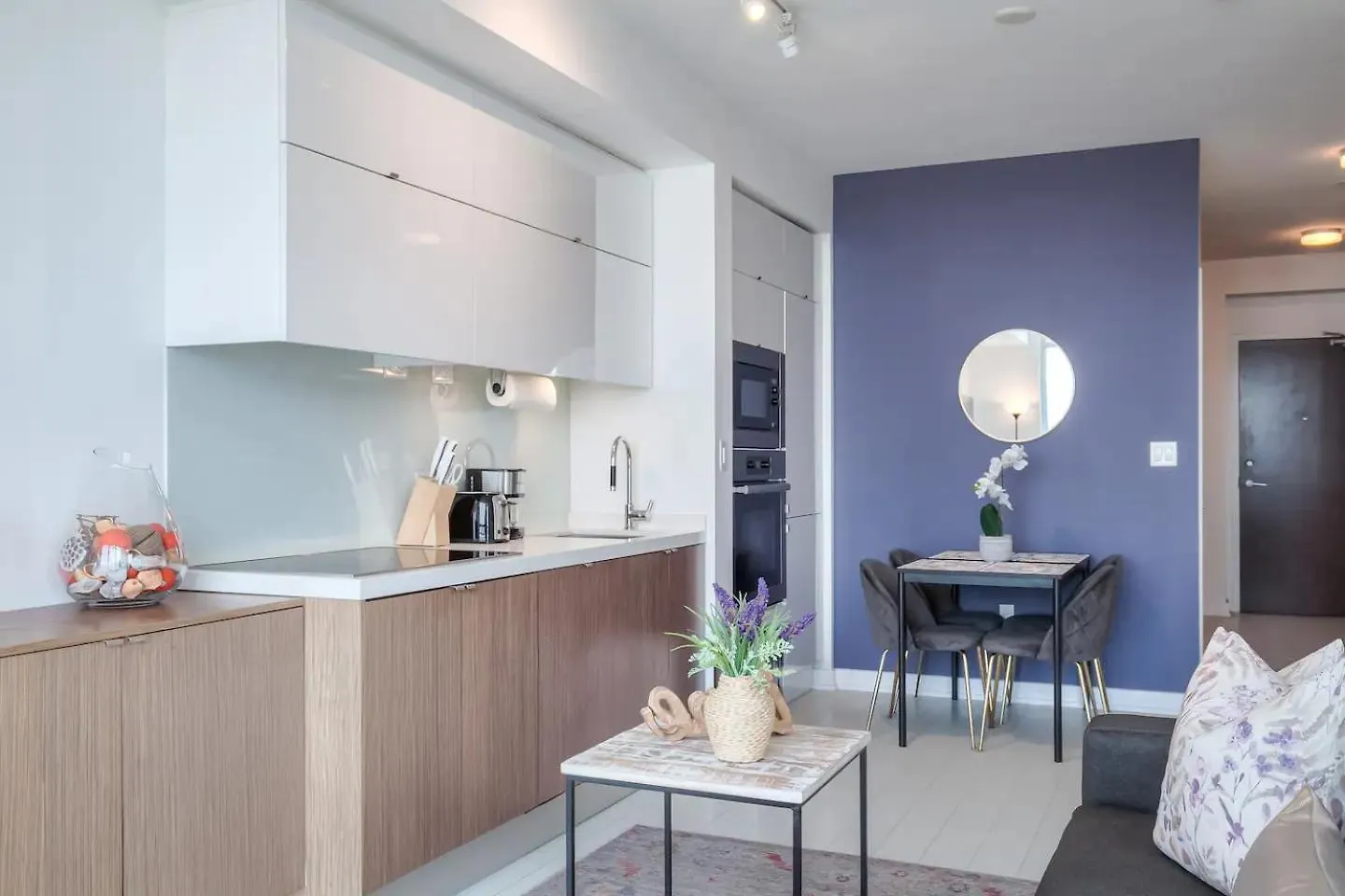 Gorgeous 1Bdr Across Rogers Center, Cnt Apartment Toronto