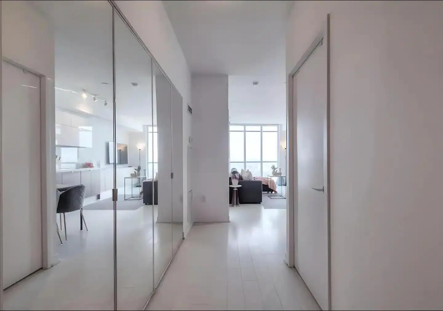 Gorgeous 1Bdr Across Rogers Center, Cnt Apartment Toronto 0*,