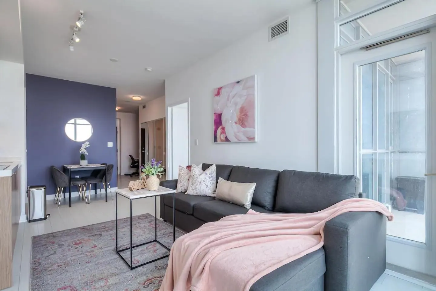 Gorgeous 1Bdr Across Rogers Center, Cnt Apartment Toronto
